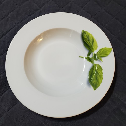 Crate barrel pasta serving - &,