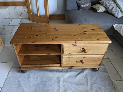 Ducal victoria pine unit - victoria, tv