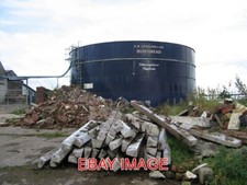 PHOTO  BUISTONEND FARM SLURRY TANK. 2006