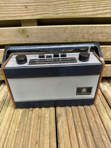 Robert r757 radio - robert’s,
