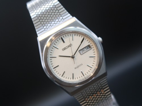 Near mint vintage 1988 - near,