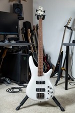 Ibanez SR300E, Bass Guitar, Pearl White, 4-String, Excellent condition