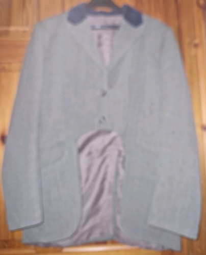 Gorringe show jacket 14 - show,