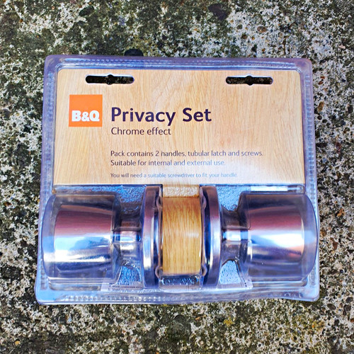 Privacy door knob - door, set