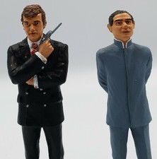 JAMES BOND : JAMES BOND ROGER MOORE VERSION & DR NO CORGI ICON FIGURES