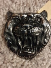 GENUINE JAGUAR XJ X300 X308 GRILLE BADGE GROWLER FACE Locate lugs  with Adhesive