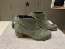 Red Or Dead Low Heel Green