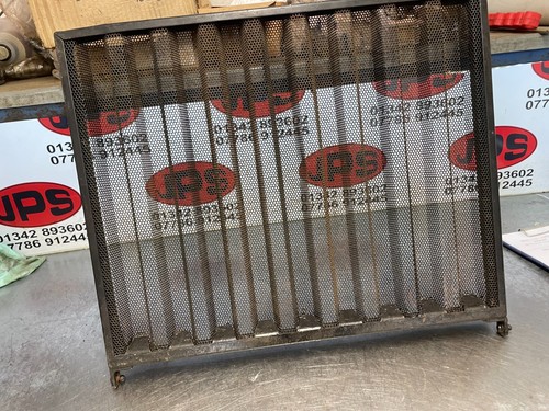 Rear grille grass - rear, /