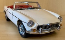 MG MGB Mk1 Roadster 1968,By Kyosho,1:18 DieCast, Mint,Rare In Old English White.