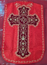 Latin Mass Red Fiddleback