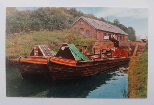 Postcard canal boats - -,