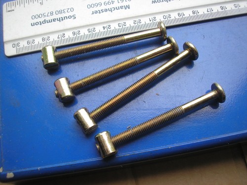 Bed furniture bolts used - x4,