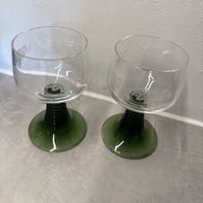 Vintage Luminarc France Wine Glasses Small Green Rib Stem X 2