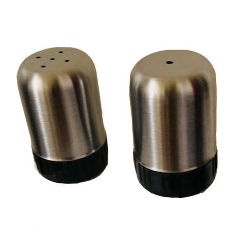 New salt and pepper - pepper, set