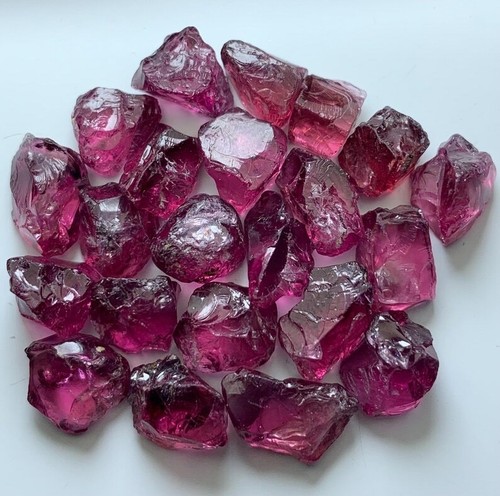 Pcs garnet rough lot - 10,