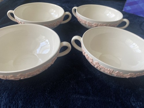 Set wedgwood embossed - of, 4