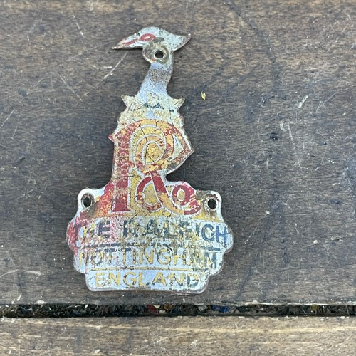 Vintage the raleigh headbadge - raleigh,