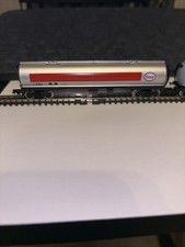 N Gauge Farish Bogie Tank Wagons, Set of 2. Shell and Esso - Unboxed