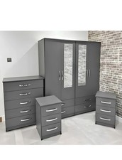 4-Door Wardrobe + 1 Chest of