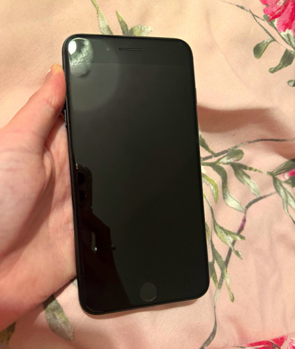 Apple iphone plus 32gb black - 32gb,