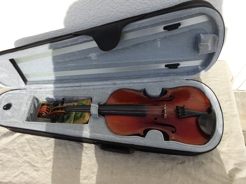 Old violin approx 8 - old, cm
