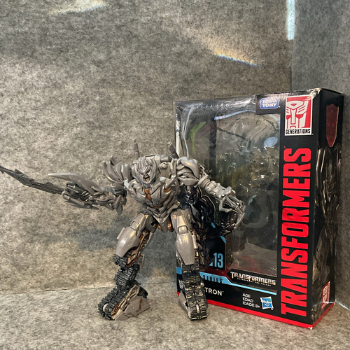 Hasbro transformers studio - hasbro,