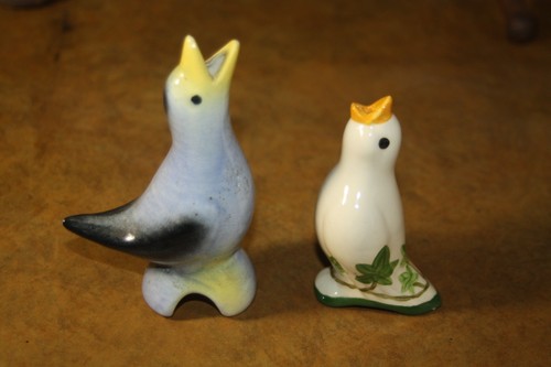 Pair vintage pie birds - of,