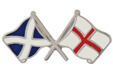 SCOTLAND & ENGLAND  Flags FRIENDSHIP  Flags Metal Pin Badge