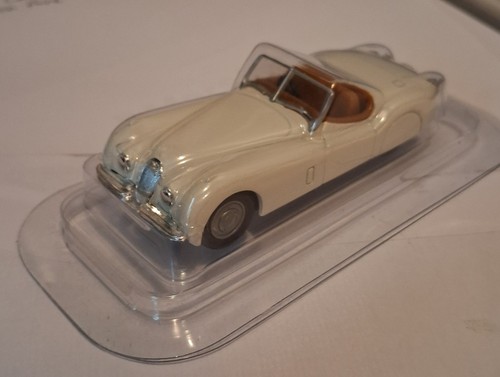 Corgi jaguar xk120 scale - jaguar, 1:43