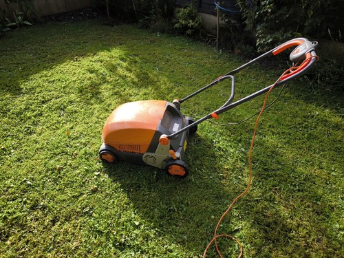 Flymo lawnrake compact 3400 - lawnrake,
