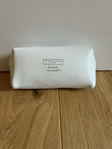 White company british airways - white,
