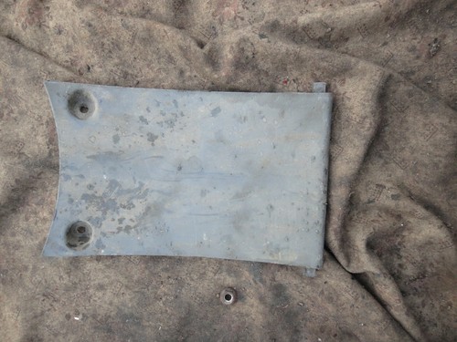 Front fairing shield centre