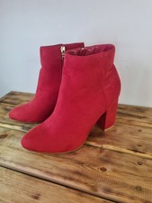 Essex Glam Womens Red Round