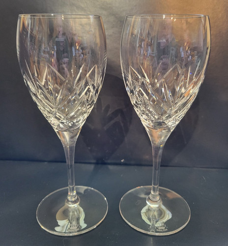 Royal doulton pair - doulton, a