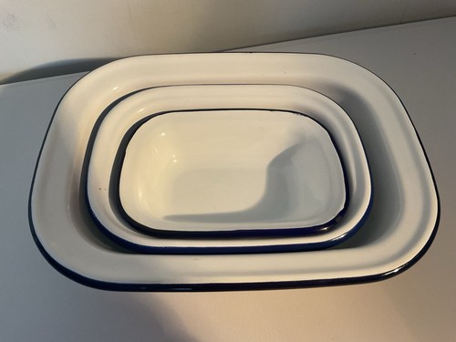 Enamel pie dishes - enamel,
