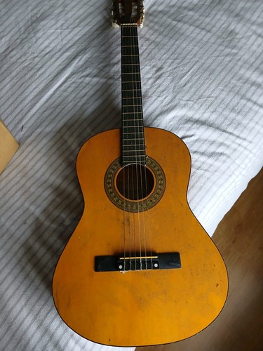 Guitar - ,