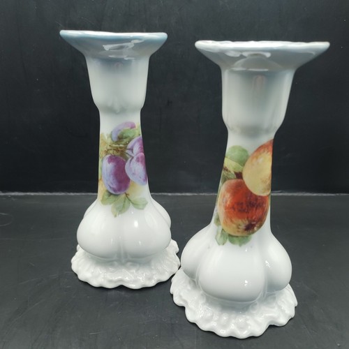 Pair victoria china - pair, of