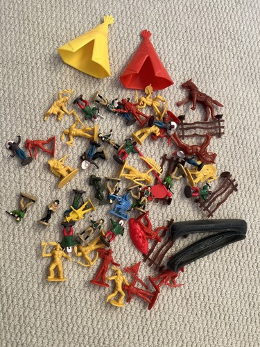 Cowboys and indians toy - indians,