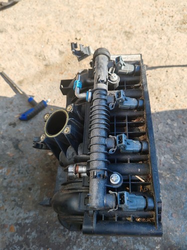 Inlet intake manifold for - manifold,