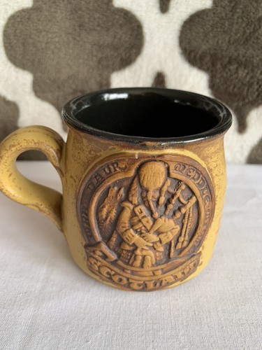 Stonebridge pottery half pint - pottery,