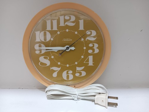 Sunbeam electric clock made - electric,