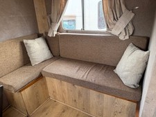 MAN LE8.140 7.5 Tonne Horsebox 2003 Orange and  White 