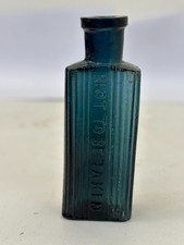 60361 Old Vintage Antique Glass Poison Bottle Rectangular NTB Green/Blue POISONO