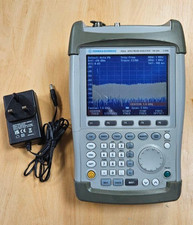 Rohde Schwarz spectrum analyzer FSH3 100kHz-3GHz, with charger, New Battery inst