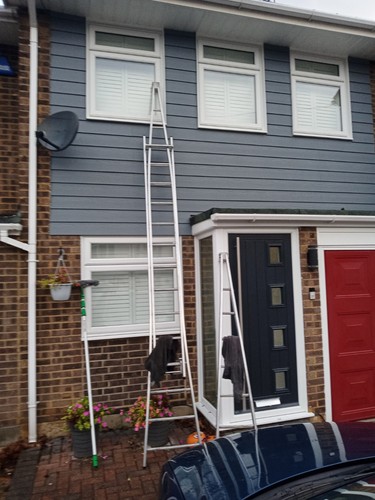 Window cleaning round rayleigh - window,