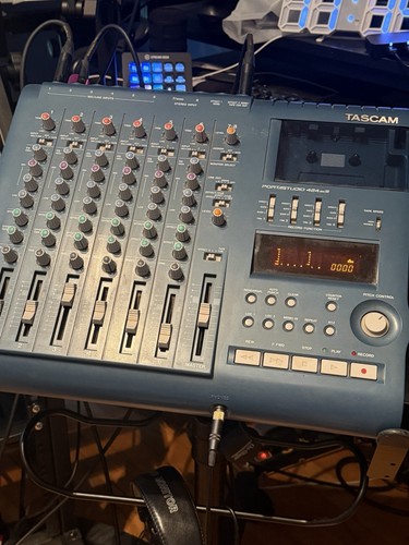 Tascam 424 mkiii - mkiii, portastudio