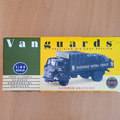 Vanguards commer dropside - 1:64,