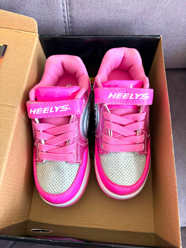Heelys girls skate - skate, with