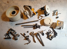 VINTAGE DRESSMAKER MODEL 300Z