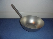 Army field kitchen - multi purpose wok pan 9" approx 2.5 - 3 litre. Grade 1.